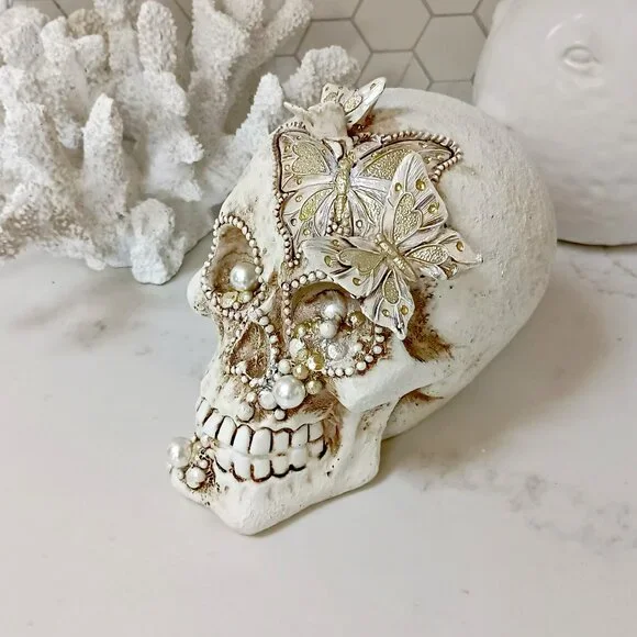 NEW! GOTHIC Glam MOTHS BUTTERFLIES SKELETON SKULL DECOR - Picture 3 of 5